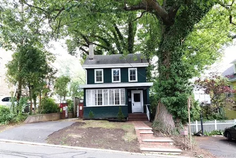 36 4th Ave, Orangetown, NY 10960