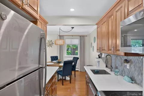 263 River Ave #52, Patchogue, NY 11772 photo 10