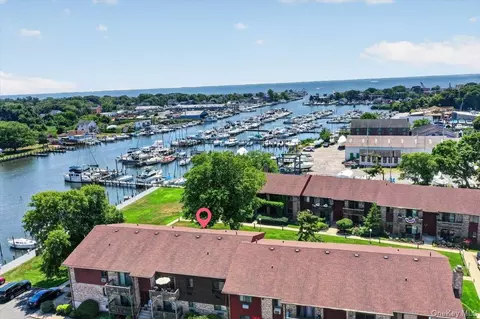 263 River Ave #52, Patchogue, NY 11772 photo 16