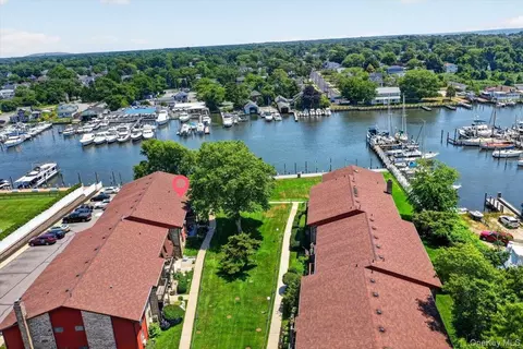 263 River Ave #52, Patchogue, NY 11772 photo 15