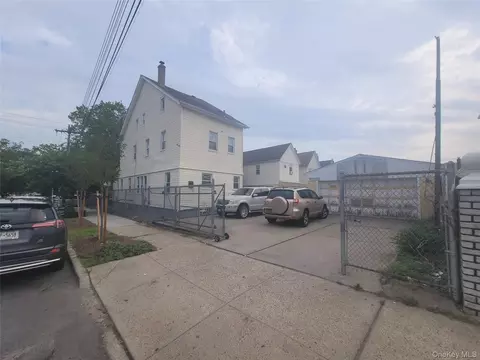 12019 Linden Blvd, New York, NY 11420