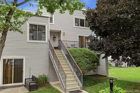 208 Harris Rd #GB3, Bedford Hills, NY 10507