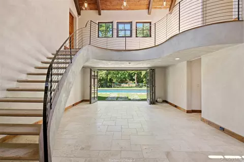 Entry Way - 36 Spring St, Cold Spring Harbor, NY 11724 photo 6 of 6