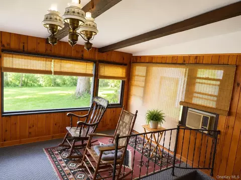 16 Cottage St, Shawangunk, NY 12589 photo 5