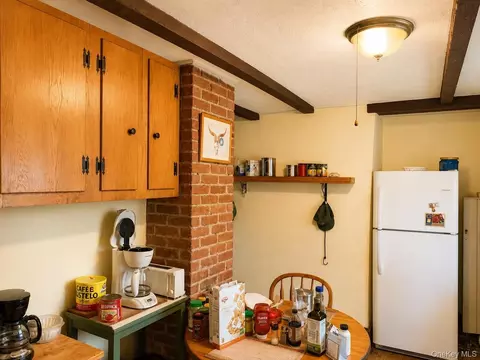 16 Cottage St, Shawangunk, NY 12589 photo 7