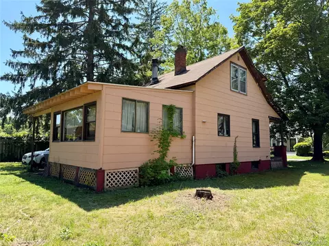 16 Cottage St, Shawangunk, NY 12589 photo 17