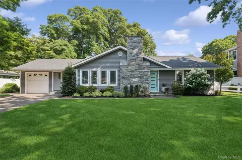 2145 Abbot Ave, Merrick, NY 11566