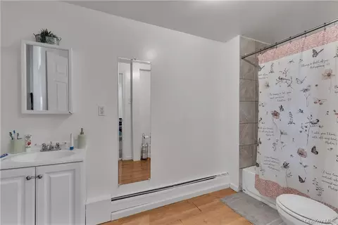 Bath - 106 Leila St, Peekskill, NY 10566 photo 1 of 1