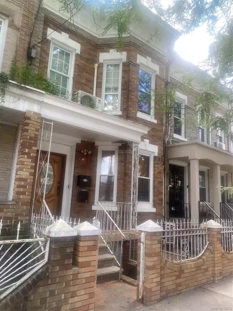 226 Etna St, Brooklyn, NY 11208