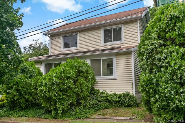 17 Requa St, Mount Pleasant, NY 10510