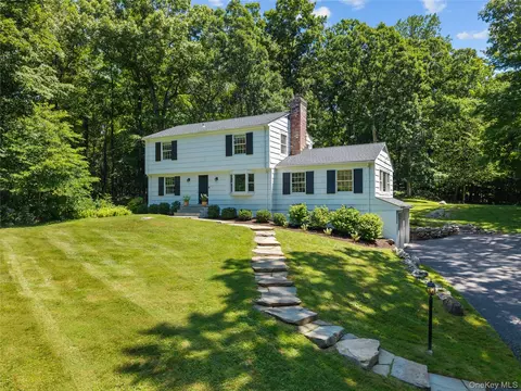 78 Hack Green Rd, Pound Ridge, NY 10576