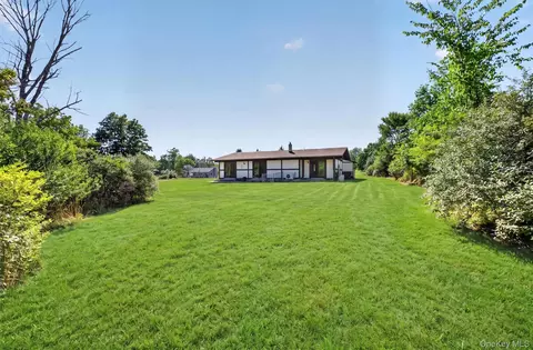 Exterior - 25 Red Mills Rd, Shawangunk, NY 12589 photo 9 of 10