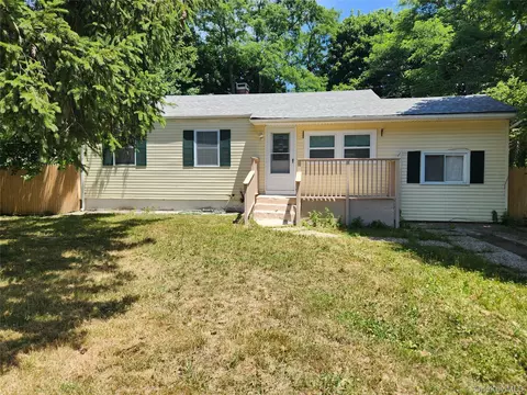 47 Pace Ave, Bellport, NY 11713