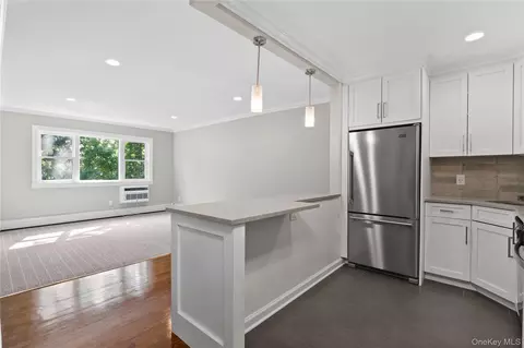 152 B N Broadway #2E, White Plains, NY 10603