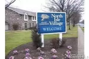 49 Fargo #49, Coram, NY 11727