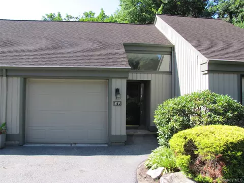 571 Heritage Hls # F, Somers, NY 10589