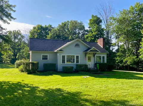 472 Glen Wild Rd, Thompson, NY 12738