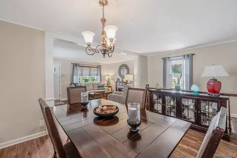 Dining - 59 Northridge St, Patchogue, NY 11772 photo 3 of 3