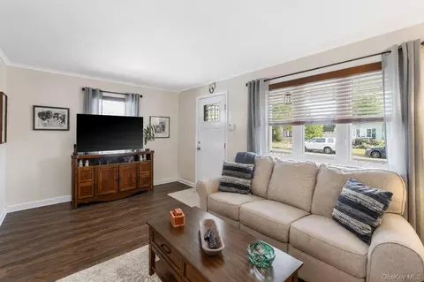 Living - 59 Northridge St, Patchogue, NY 11772 photo 1 of 1