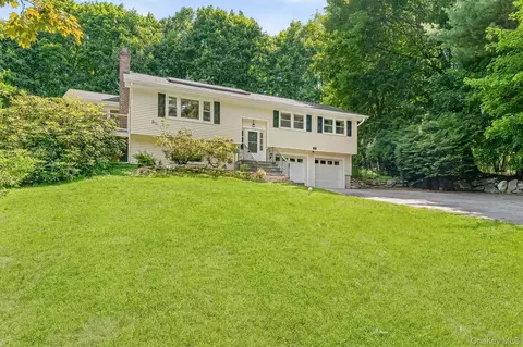 124 Cedar Ln, Ossining, NY 10562