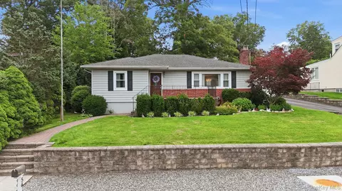 56 Homeland Dr, Huntington, NY 11743