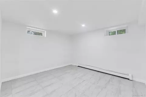 61 Herbert Cir, Patchogue, NY 11772 photo 18