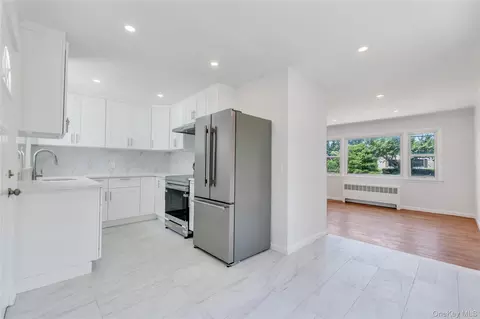 61 Herbert Cir, Patchogue, NY 11772 photo 9