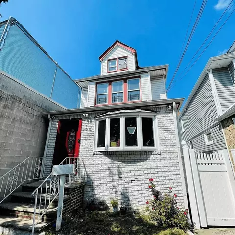 15013 118th Ave, Jamaica, NY 11434