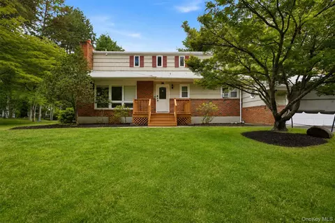 59 Smith Hill Rd, Ramapo, NY 10952