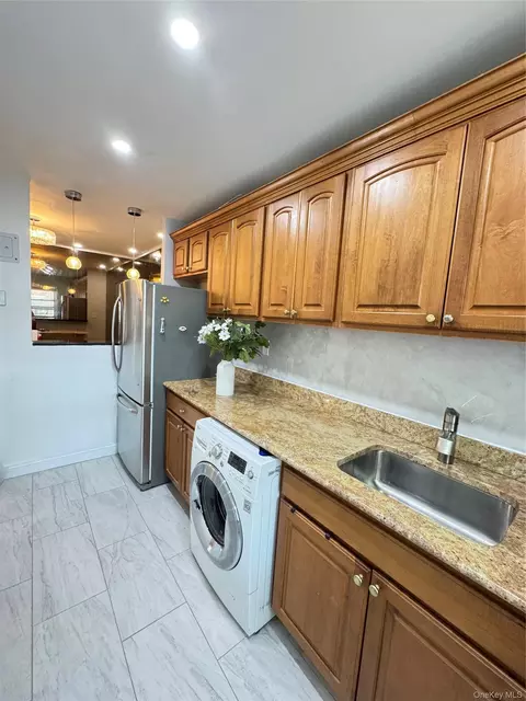 138-46 68th Dr #A, Flushing, NY 11367 photo 9
