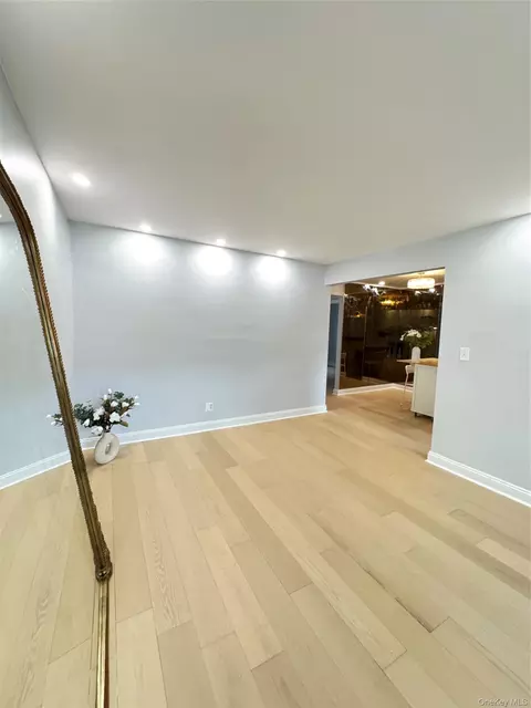 138-46 68th Dr #A, Flushing, NY 11367 photo 4