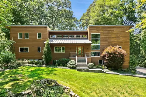 116 Davids Way, Bedford Hills, NY 10507