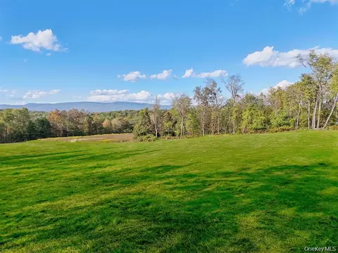 728 State Route 302, Crawford, NY 12566