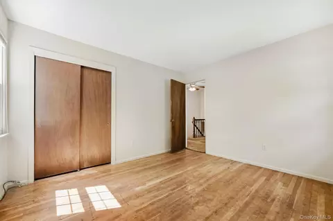 Bedroom - 16 Panel Ln, Florida, NY 10921 photo 5 of 6