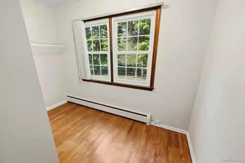 Bedroom - 16 Panel Ln, Florida, NY 10921 photo 1 of 6