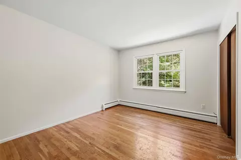 Bedroom - 16 Panel Ln, Florida, NY 10921 photo 2 of 6