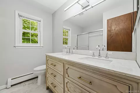 Bath - 16 Panel Ln, Florida, NY 10921 photo 5 of 6