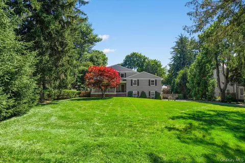 51 Croton Ave, Mount Kisco, NY 10549