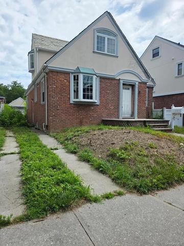 64-39 Dieterle Cres, New York, NY 11374
