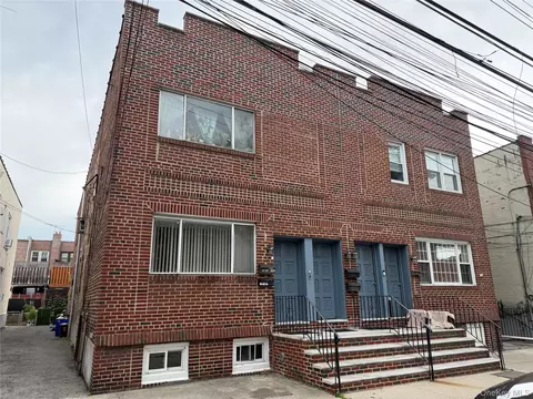29-27 200th St, Bayside, NY 11360