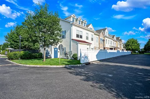 Other - 47 Barley Ln, Patchogue, NY 11772 photo 1 of 12