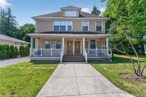 143 Searingtown Rd, North Hempstead, NY 11507