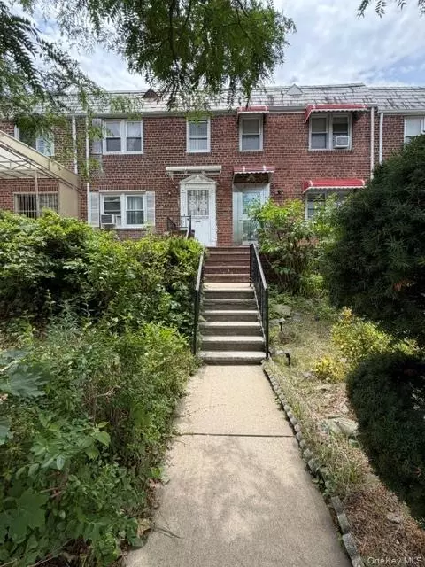 150-14 78th Ave, Flushing, NY 11367