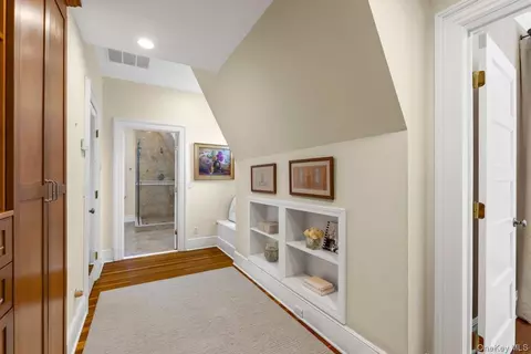 Entry Way - 731 Forest Ave, Rye, NY 10580 photo 6 of 9