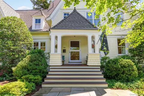 Exterior - 731 Forest Ave, Rye, NY 10580 photo 4 of 7