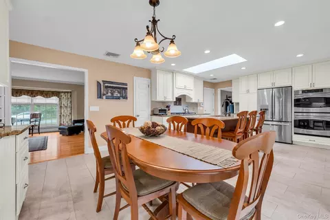 Dining - 383 Munsell Rd, Brookhaven, NY 11772 photo 1 of 1