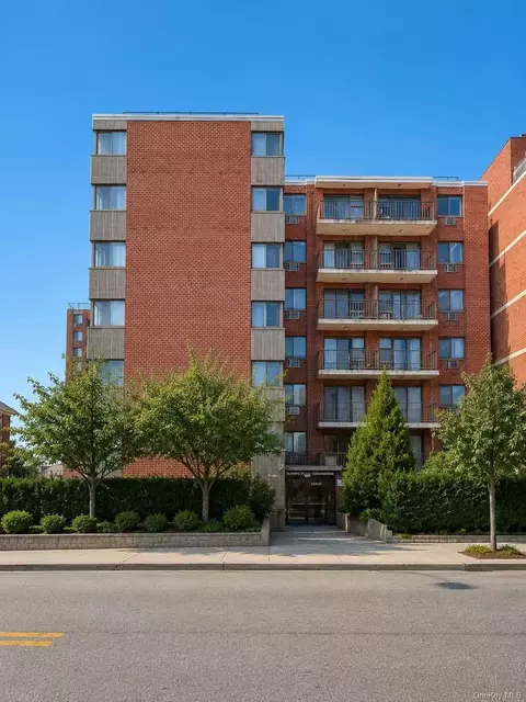 139-35 35th Ave #1A, New York, NY 11354