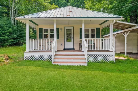 223 County Road 21, Highland, NY 12719