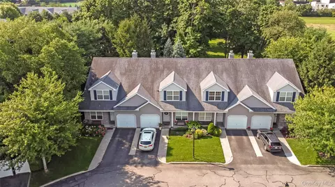 View/Area - 149 Maya Cir, Central Islip, NY 11722 photo 1 of 2