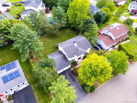 View/Area - 14 Bubenko Dr, Garnerville, NY 10923 photo 3 of 4